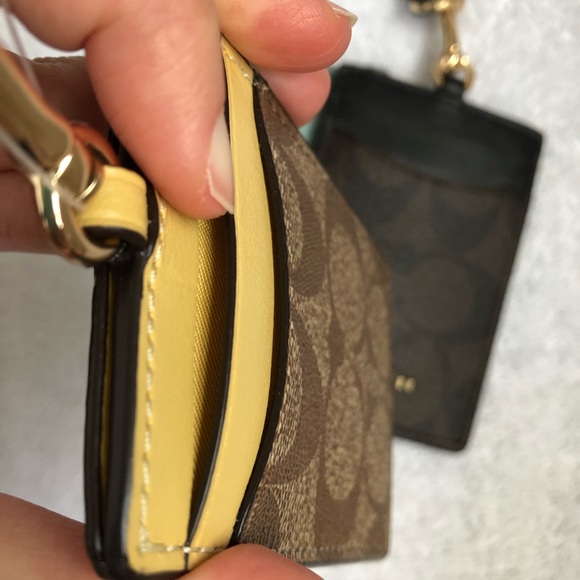 Coach ID Lanyard Price for One - Picture 4 of 4